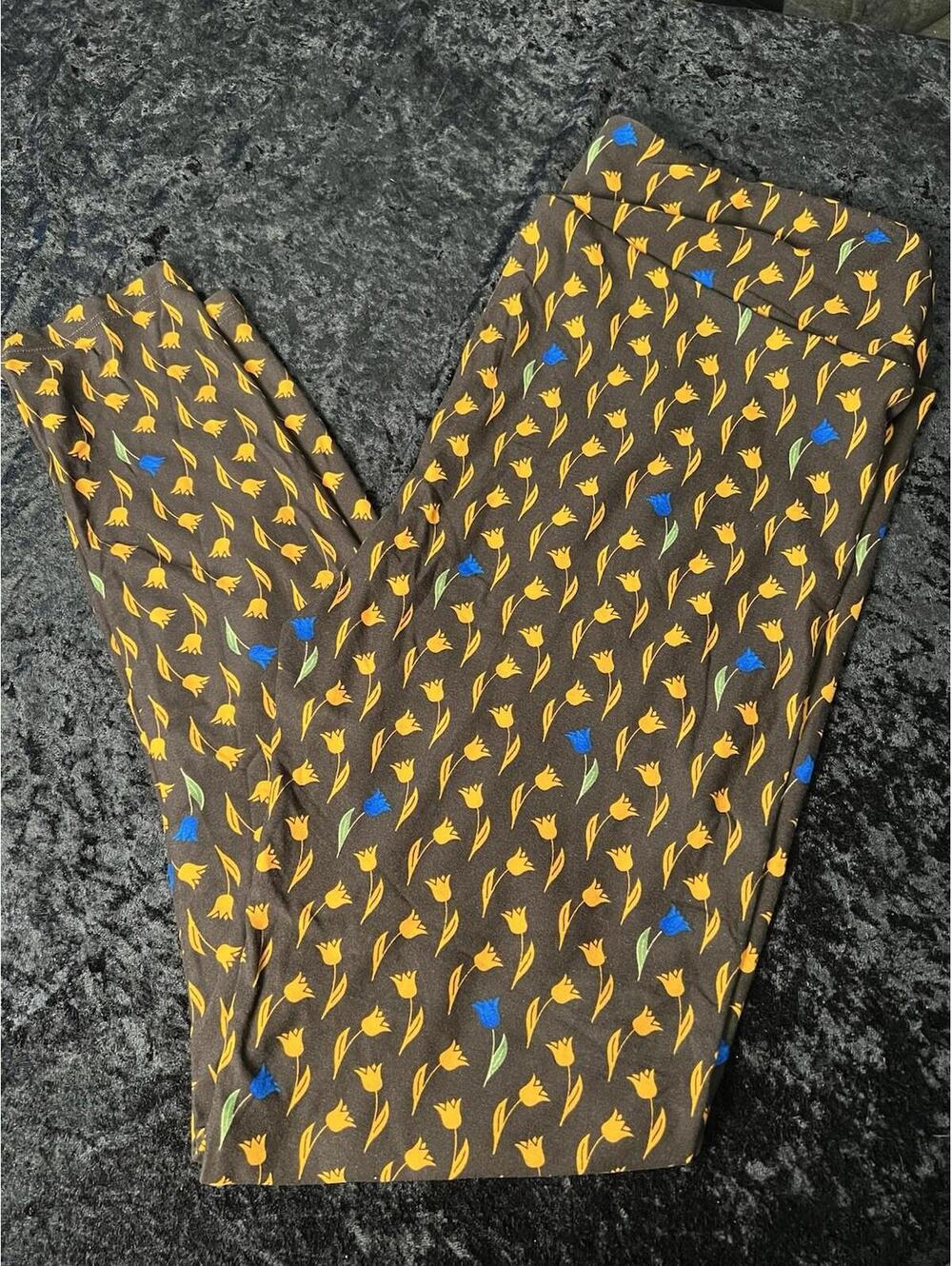 LuLaRoe Leggings Tall & Curvy TC Floral Tulips Dark Brown Yellow High Rise NWOT